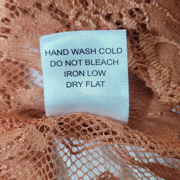 Iris Boho Lace Crochet Tangerine Orange Floral Coverup sz L - Picture 5 of 7